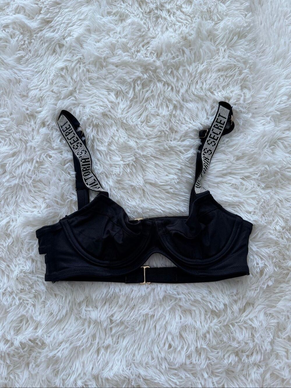 Victoria’s Secret bikini top size 32A